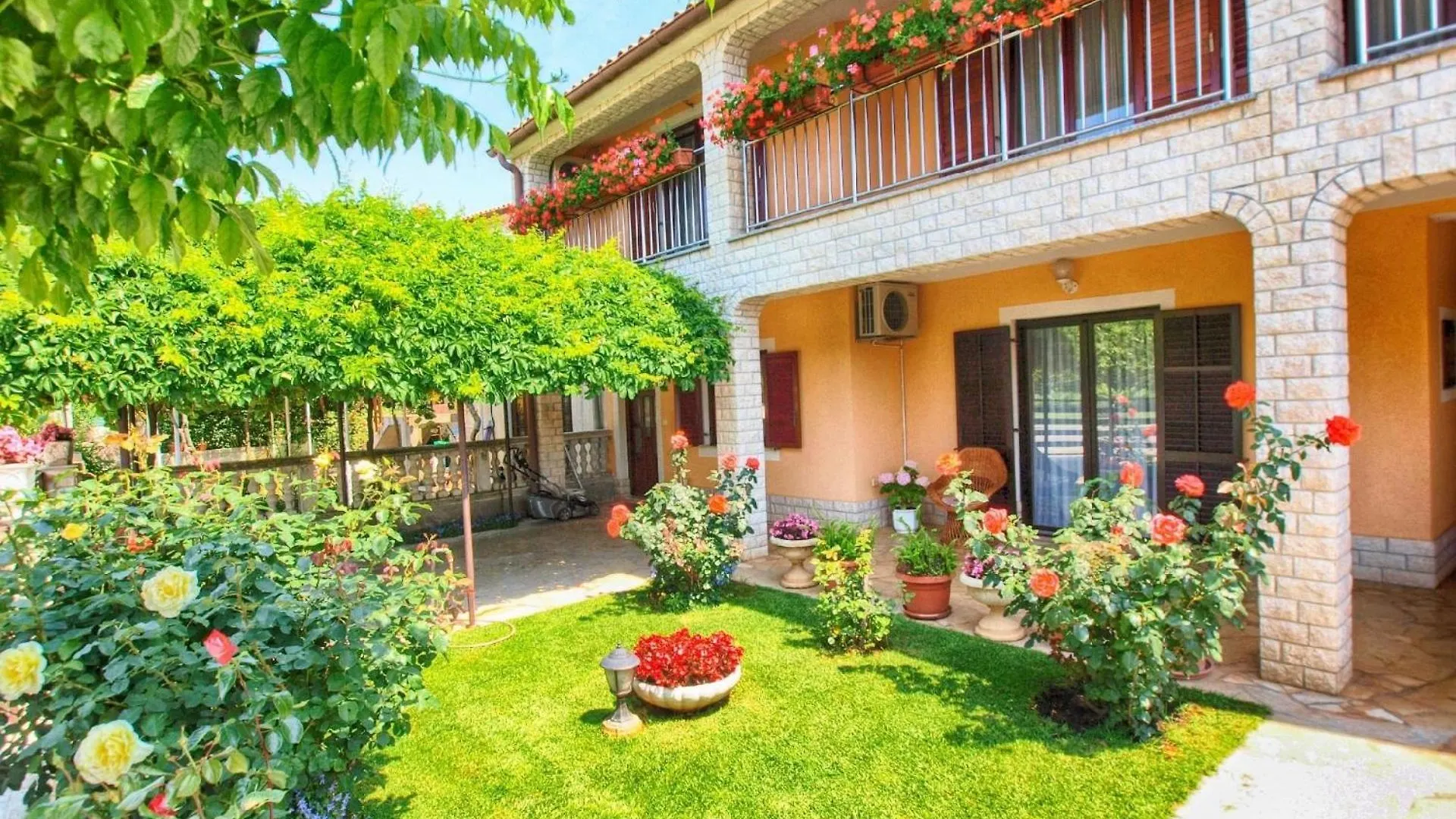 Ferienwohnung Fuer 4 Personen Ca 58 Qm In Banjole, Istrien Istrische Riviera 0*, Banjole Croatia